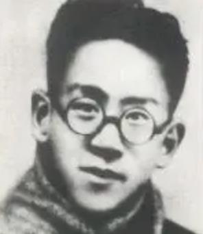 DƬ
